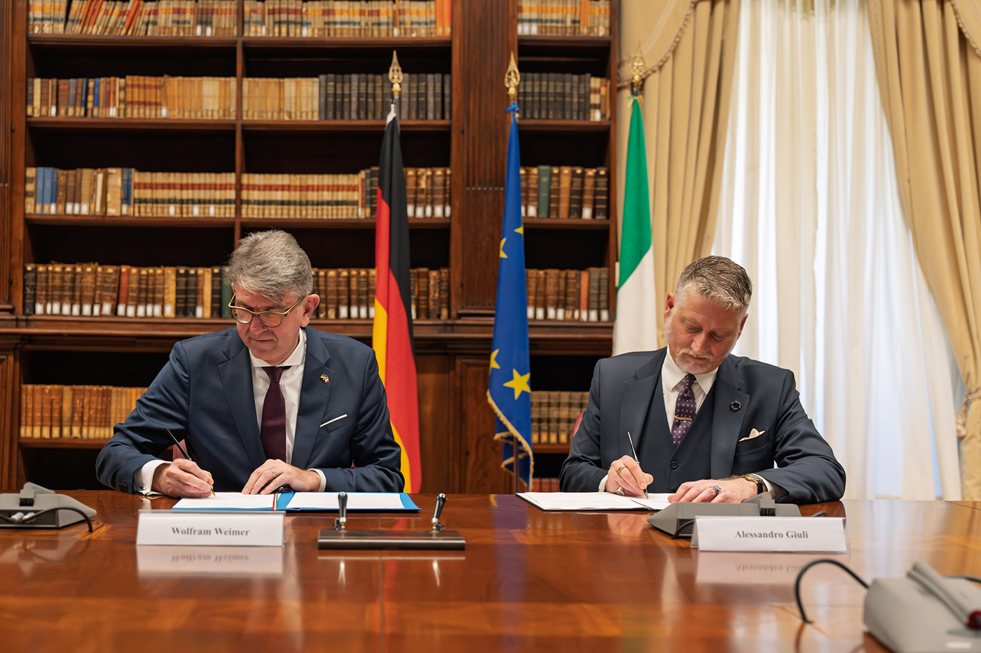 Firmato il nuovo Memorandum italo-tedesco per il Premio di traduzione Mazzucchetti-Gschwend